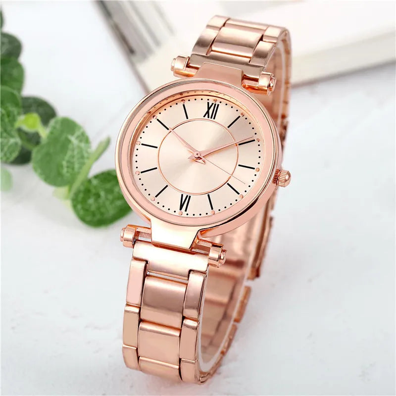 LuxeAura - Round rose gold wristwatch - Sereni Femme